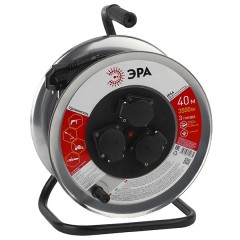 Удлинитель силовой 3 розетки с/з на металлической катушке IP44 40м ПВС 3х1 RM-3-3x1-40m-IP44