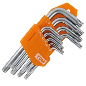 Отзывы Набор ключей TORX с отверстием 9 шт: Т10-Т50 (держатель в блистере), CR-V сталь Алмаз TDM