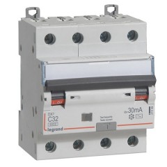 Дифавтомат Legrand DX3 АВДТ 4П C32А 30MA тип AC 4 модуля