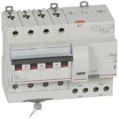 Дифавтомат Legrand DX3 АВДТ 4П C40А 30MA тип AC 7 модуля