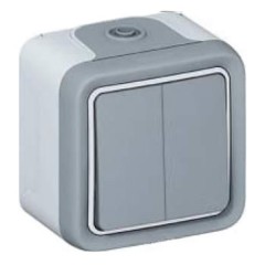 Переключатель двухклавишный IP55 накладной монтаж Legrand Plexo серый
