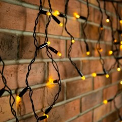 Гирлянда бахрома светодиодная 2,4х0,6м 88LED желтый IP44, постоянное свечение,черный провод