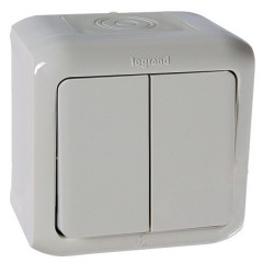Выключатель двухклавишный IP44 Legrand Quteo серый