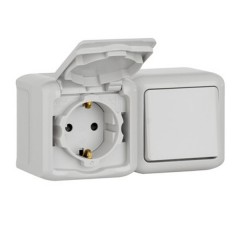 Розетка+выключатель IP44 Legrand Quteo с заземлением со шторками серая