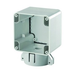 Коробка на столб. Монтаж с торца Quadro IP66 DKC