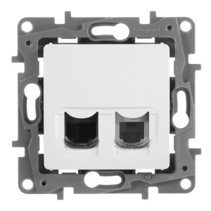 Отзывы Розетка телефон+компьютер Legrand Etika RJ11+RJ45 Cat5 UTP, белый