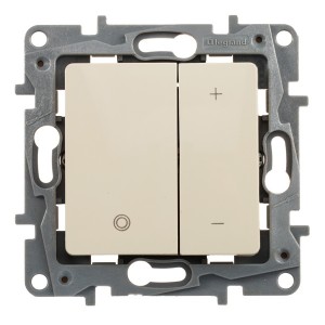 Обзор Светорегулятор нажимной Legrand Etika 400W, слоновая кость
