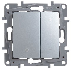 Светорегулятор нажимной Legrand Etika 400W, алюминий Светорегулятор нажимной Legrand Etika 400W, алюминий