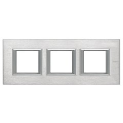 Рамка 3-ая горизонтальный монтаж Axolute Bticino Хром