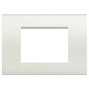 LivingLight Рамка прямоугольная, 3 модуля, цвет Белый