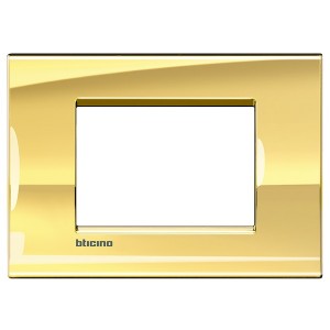Обзор LivingLight Рамка прямоугольная, 3 модуля, цвет Золото