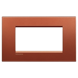 Обзор LivingLight Рамка прямоугольная, 4 модуля, цвет Красный шелк