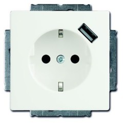 Розетка 220В с устройством зарядным USB ABB  solo/future белый(давос),  700 мА (20 EUCBUSB-84-500)
