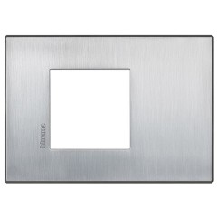 Axolute. Рамка Air, итальянский стандарт 2 мод. Цвет "Матовый хром"