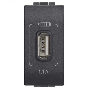 Обзор Розетка USB для зарядки мобильных устройств 1,1А 230/5В. 1 модуль LivingLight Антрацит