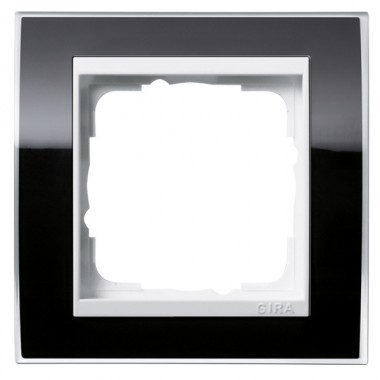Обзор Рамка 1-ая Gira Event Clear Черный цвет вставки Белый глянцевый