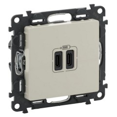 Зарядное устройство с двумя USB-разьемами тип С-С 3000мА с накладкой Legrand Life слоновая кость