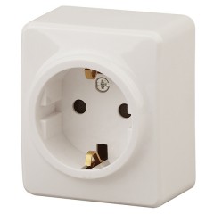 Розетка 2P+E Schuko со шторками 16A IP20 открытой установки Эра Эксперт, слоновая кость 11-2204-02 (бежевый)