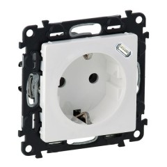 Розетка с/з комбинированная с зарядным устройством USB C 1.5А 5В с панелью Legrand Life белый