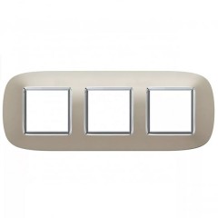 Рамка 3-ая горизонтальный монтаж Axolute Bticino Светлый Титан