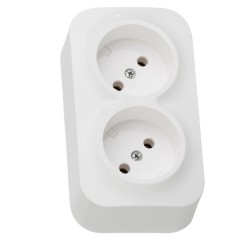 Розетка двойная Legrand Quteo без заземления белая [уп 10шт]