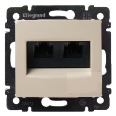 Информационная розетка Legrand Valena RJ45 категория 5e UTP 2 выхода слоновая кость