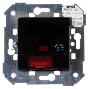 Отзывы ИК-светорегулятор с дистанционным и местным управлением (проходной) 40-500Вт S27 Simon 82, механизм