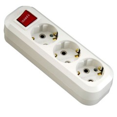 Колодка Makel 16А 3 розетки с заземлением с выключателем