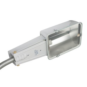 Консольный светильник ЖКУ28-400-003 400 Вт Е40 IP53 с плоским стеклом под лампу ДНАТ