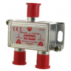 Купить Сплиттер Legrand 2 выхода затухание 4,5дБ 0-2400МГц под F-разъём